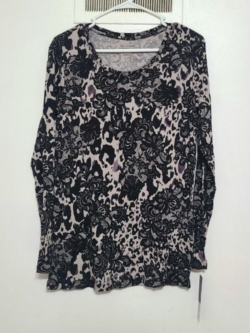 Long‑Sleeve Top – Size XL